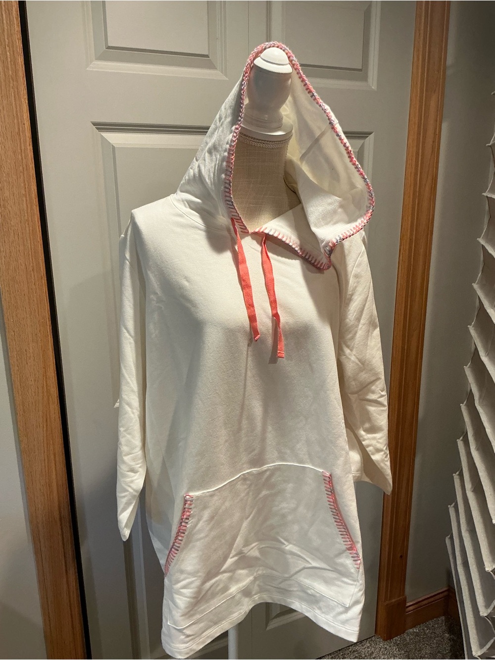 Denim&Co Cream Hoodie with Coral/ Pink Trim 2x